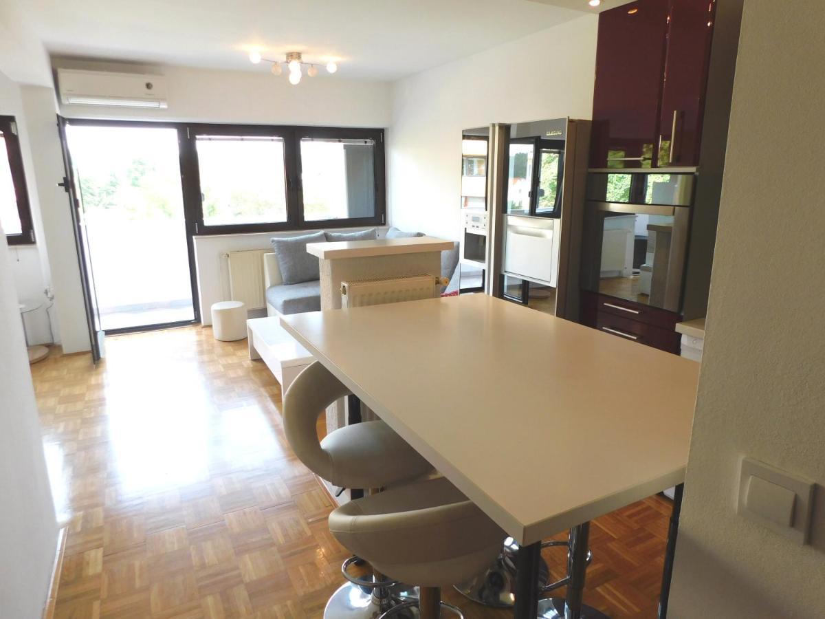 Apartment Mateo Μαριμπόρ Εξωτερικό φωτογραφία
